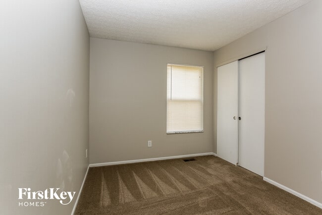 Building Photo - 868 Windy Hill Ln