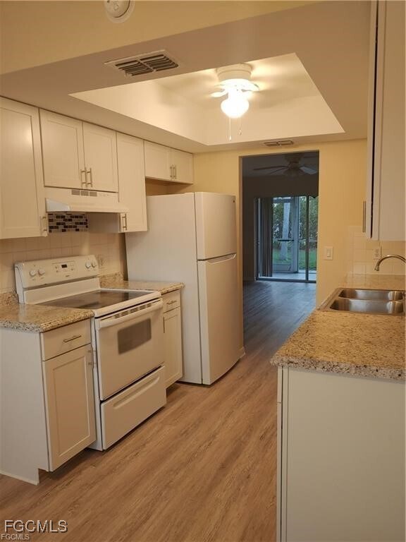 Building Photo - 4705 SE 4th Pl