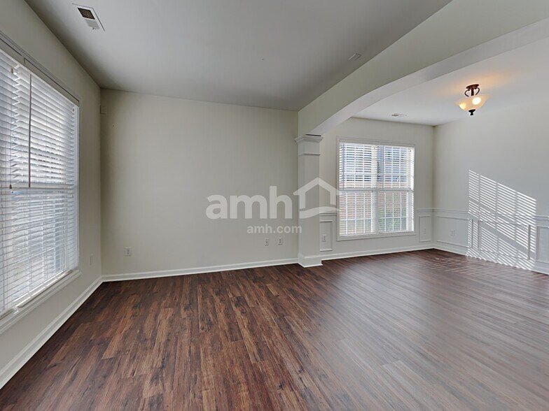 Building Photo - 101 Tagus Ct