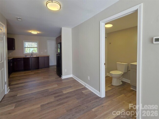 Building Photo - 1320 Ware Ave