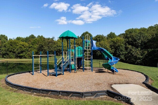 Building Photo - 117 Abberly Green Blvd