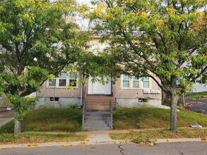 Building Photo - 87 S Washington St