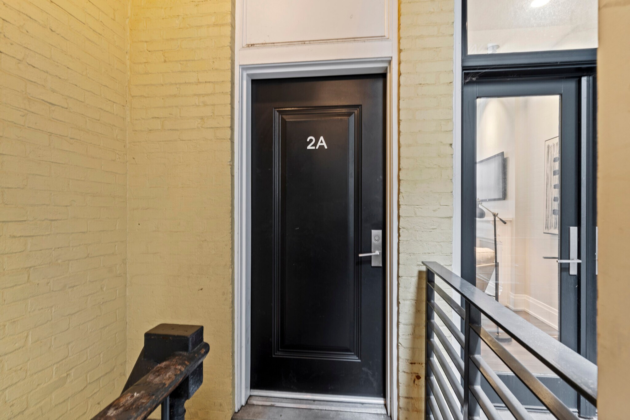 Building Photo - 1432 Elm St
