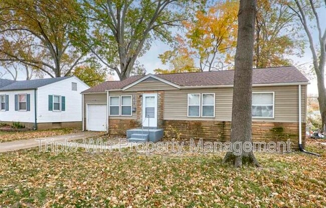 Building Photo - 10128 Ashbrook Dr