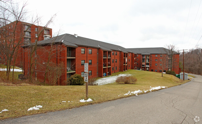 Building Photo - Thomas Campbell North Apartments