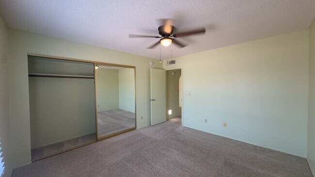 Building Photo - 1530 Leisure World