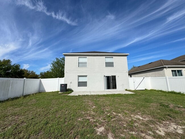 Building Photo - Spacious 4-Bedroom Home with 3 Full Baths in Whispering Trails – Pet Friendly!