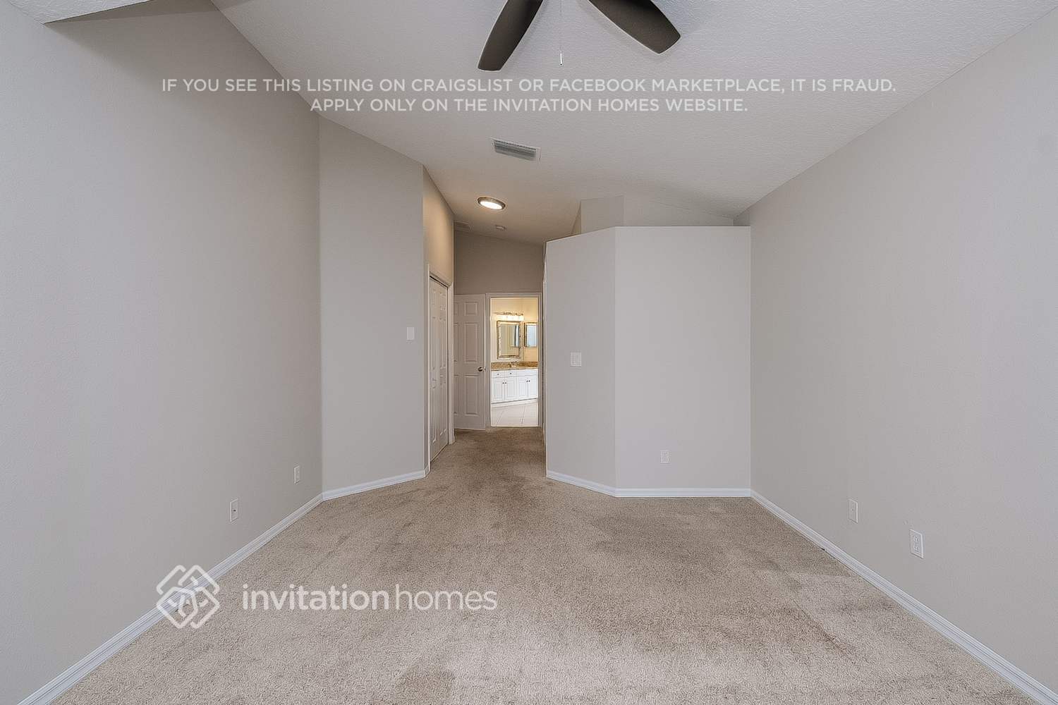 Building Photo - 2618 Brookville Dr