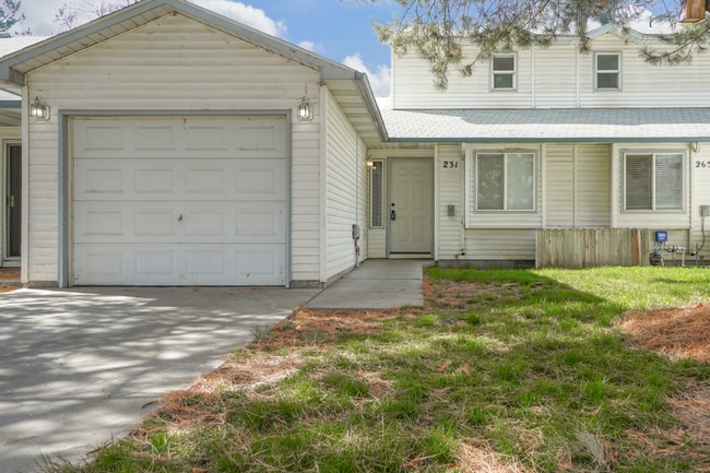 Building Photo - 231 N Paradise Ave