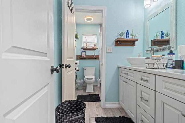 Building Photo - 1907 Briarcreek Blvd