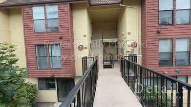 Building Photo - 2BR Bremerton Condo, Incl W/S/G