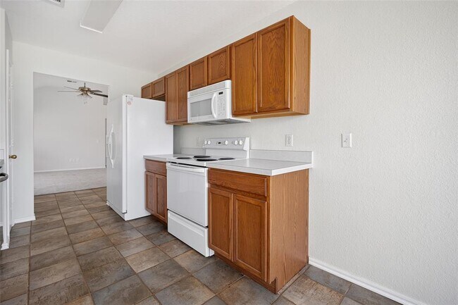 Building Photo - 337 W Chantilly Way