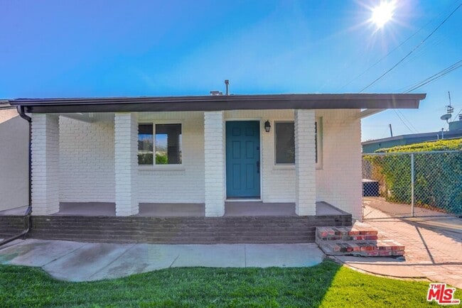 Primary Photo - 11310 Argan Ave