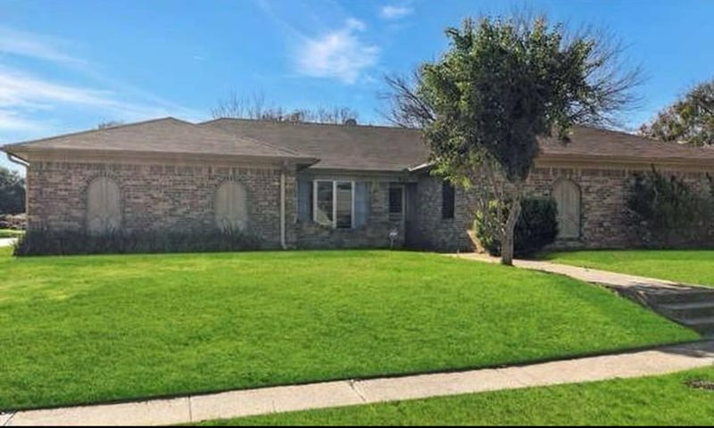 Primary Photo - 901 Forest Trail Ct