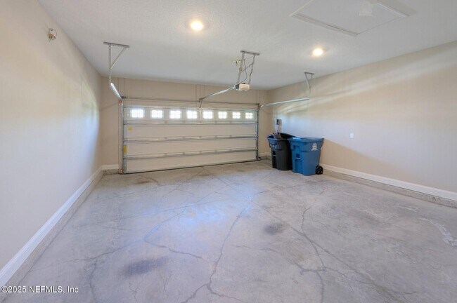 Building Photo - 95 Sadler Ct
