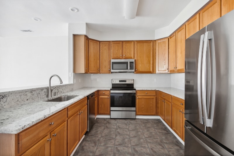 Building Photo - 1546 Marina Dr