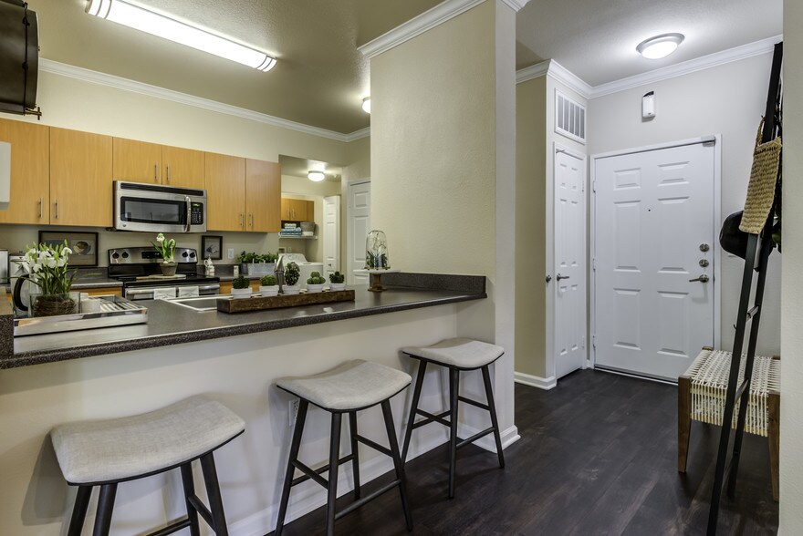 Links at Westridge Valencia, CA Apartment Finder