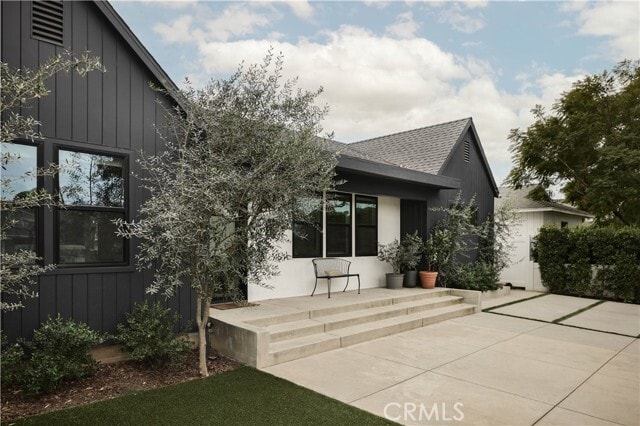 Building Photo - 13916 La Maida St