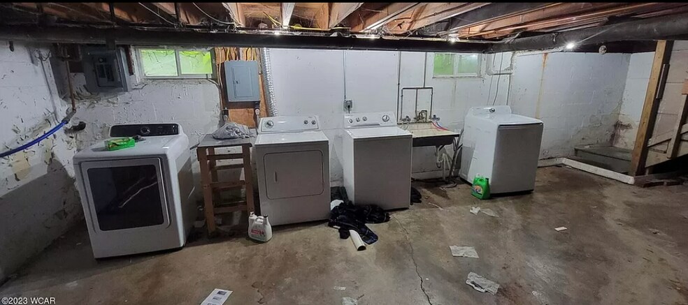 Laundry in basement - 828 Richie Ave