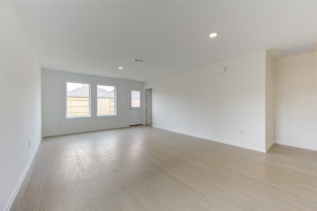 Building Photo - 6835 Eastern Cottonwood Ln