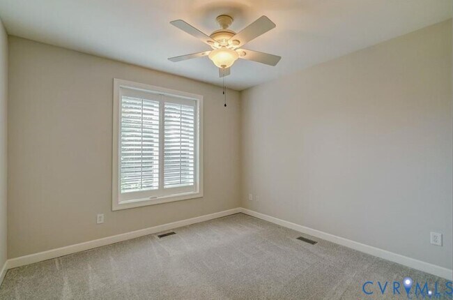 Building Photo - 4753 Royal Burgess Ct