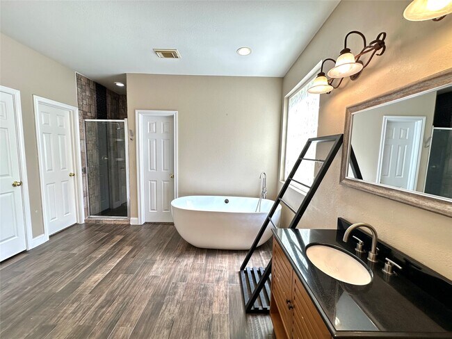 Building Photo - 23707 Banning Point Ct