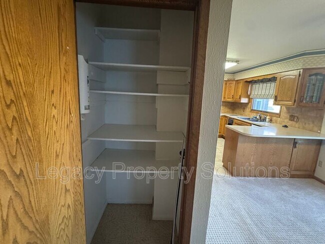 Building Photo - 1046 N 29th St