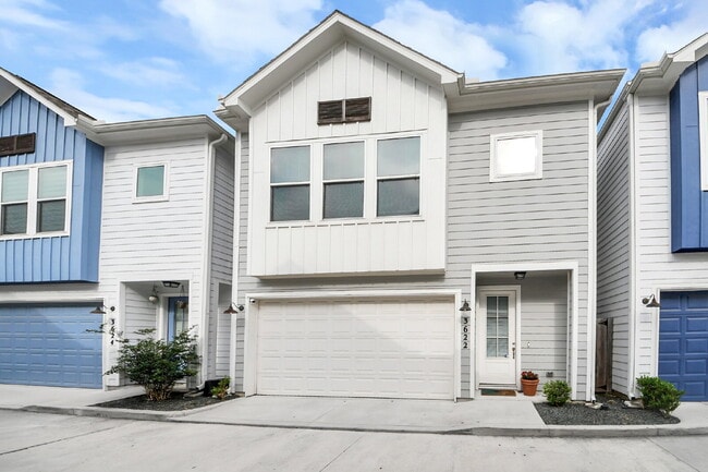 Building Photo - 3 Bedroom Houston Rental Home in Gated Community near Griggs Road