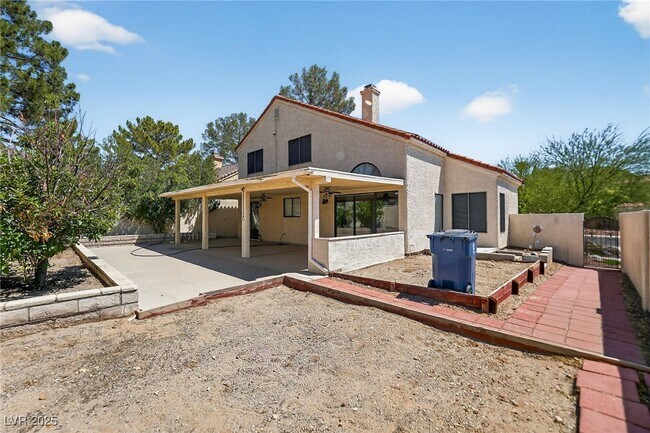 Building Photo - 3241 Ventana Hills Dr