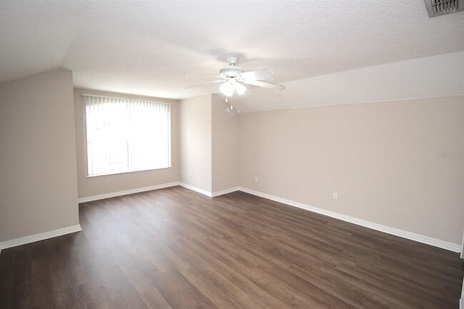 Building Photo - 25 Bird of Paradise Dr