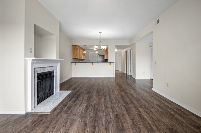 Building Photo - 301 Beacon Ridge Dr