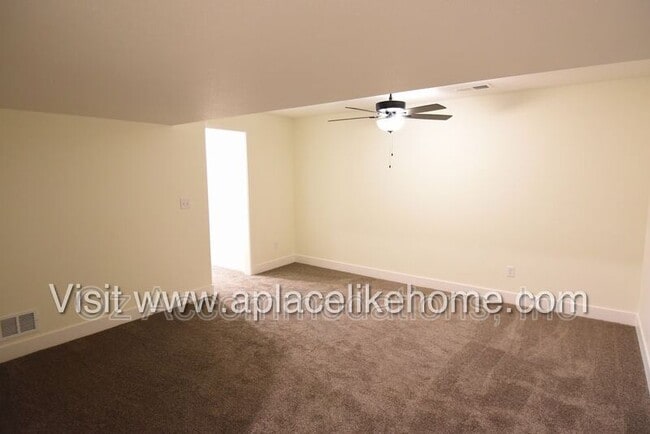 Building Photo - 4008 NW 95th Terrace