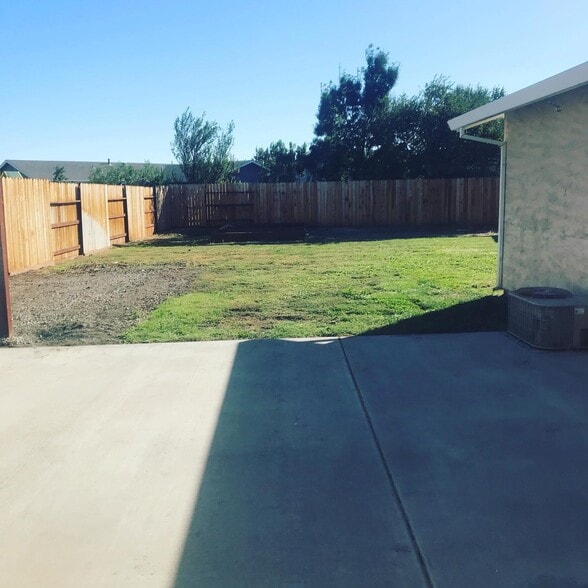 backyard - 1720 Kemper Ave