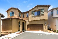 Building Photo - 31651 Hans Dr