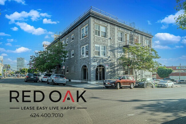 Building Photo - 1000 S Grand View St