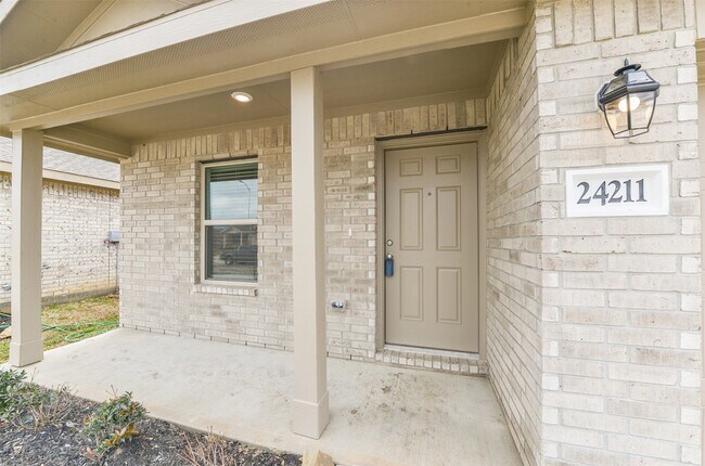 Building Photo - 24211 Breckenridge Pass Ln