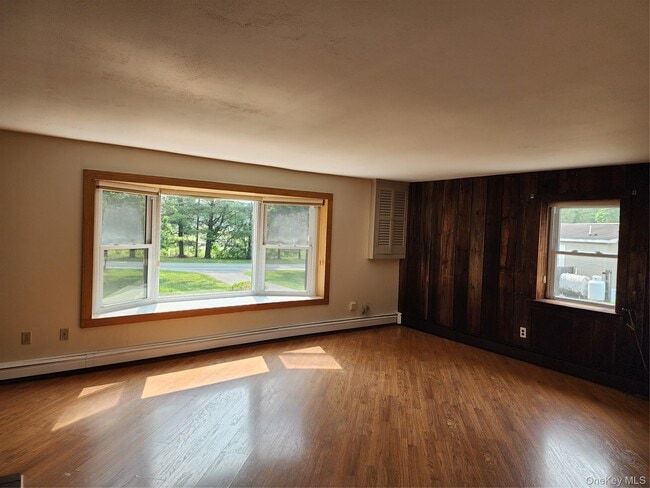 Building Photo - 32 Osborne Hill Rd