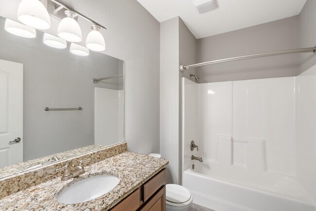 Building Photo - 2420 Boulder Springs Dr