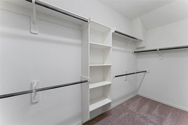 Building Photo - 14618 Raleigh's Meadow Ct