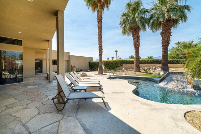 Building Photo - 16 Judd Terrace