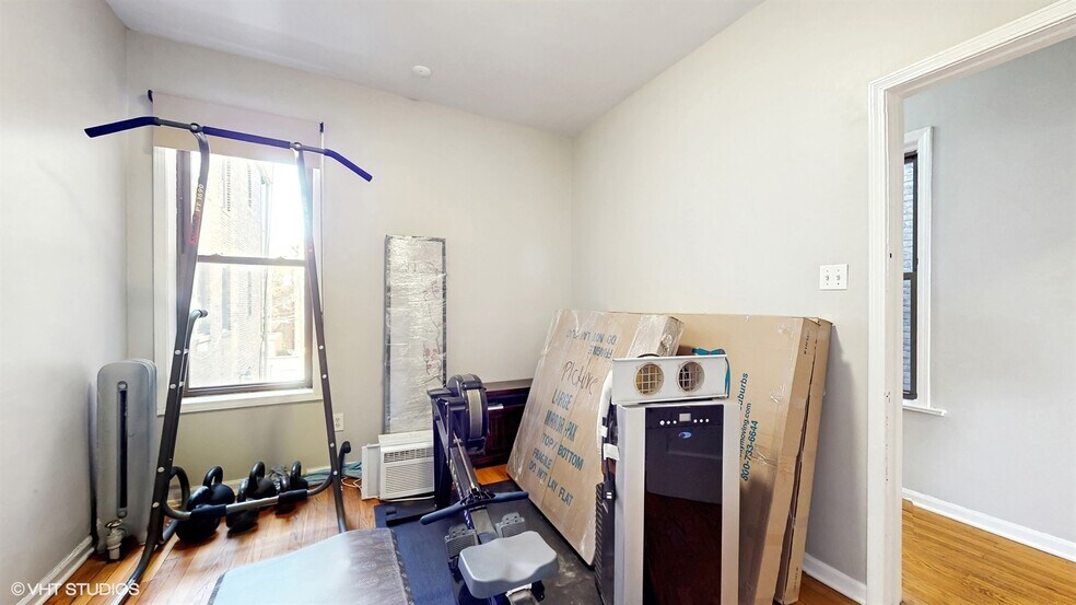 Building Photo - 5113 S Woodlawn Ave