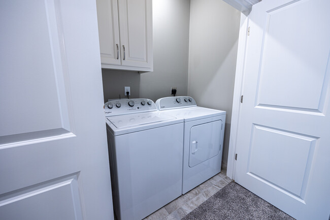 Washer/dryer - 1203 William Pl