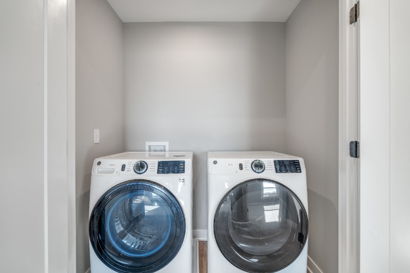 Building Photo - 414 Elite St