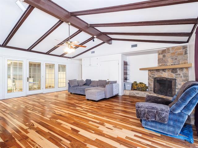 Building Photo - 1909 8th St