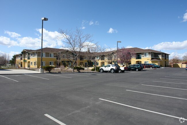 Primary Photo - Silver Sage Senior Residence