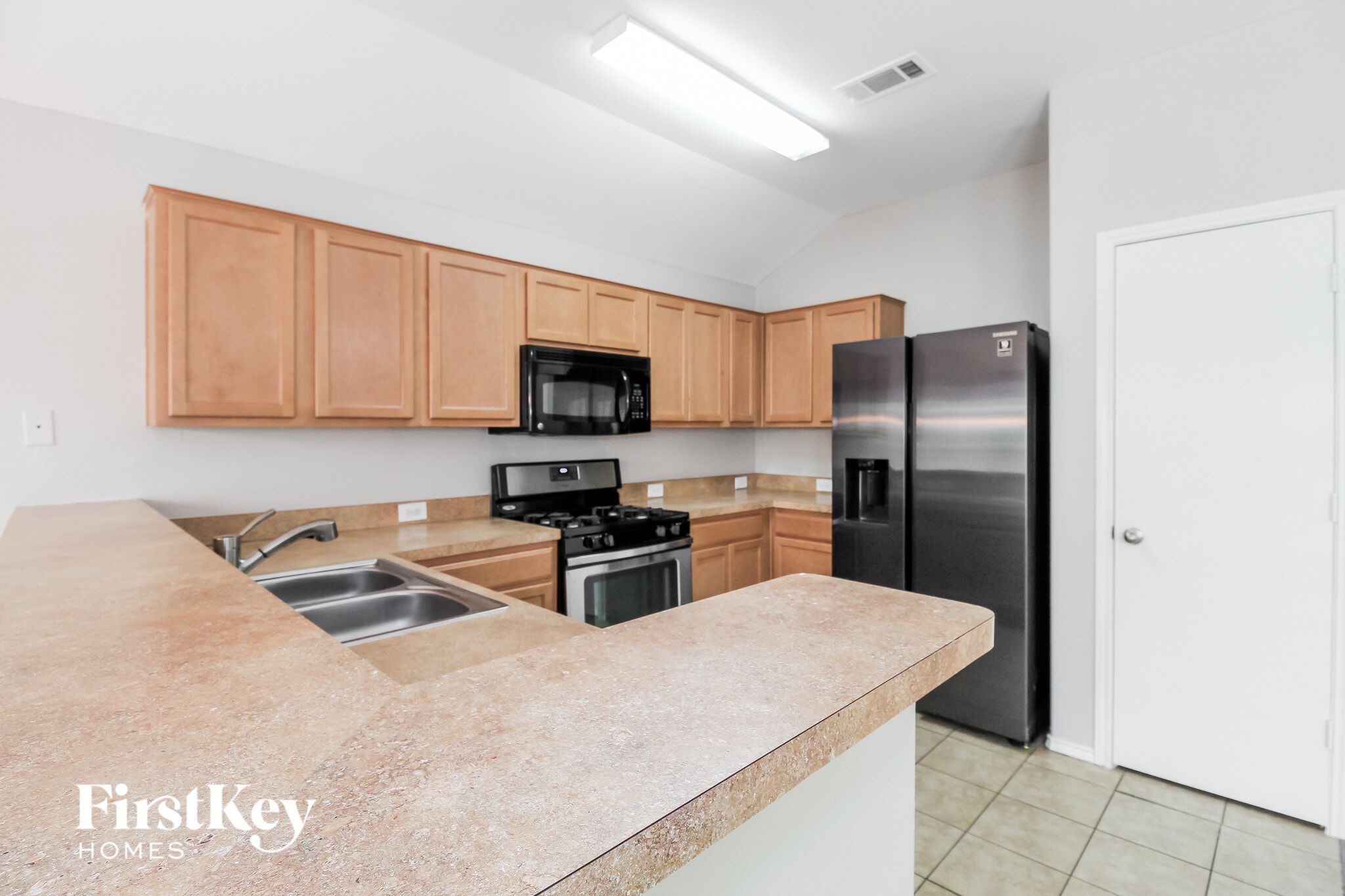 Building Photo - 1450 Waldrop Dr