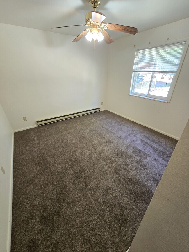 Building Photo - 1704 Erin Ct