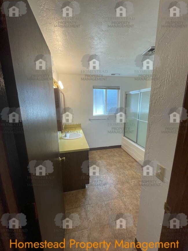 Building Photo - 2691-2693 18th Ave SE