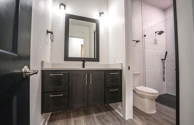 Building Photo - Modern Masterpiece in Canyon Lake