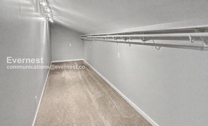 Building Photo - 122 Brawley Dr